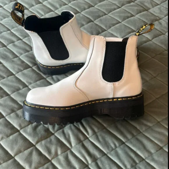 Dr Martens platform boots - Picture 4 of 9